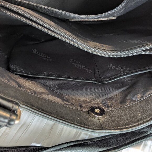 FOSSIL Leather Shoulder bag comes with original Key with Attach Outside Wallet - Picture 7 of 12